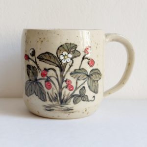 kubek ceramiczny ręcznie malowany z poziomkami
