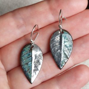 porcelain hanging earrings decorated with platinum no.3