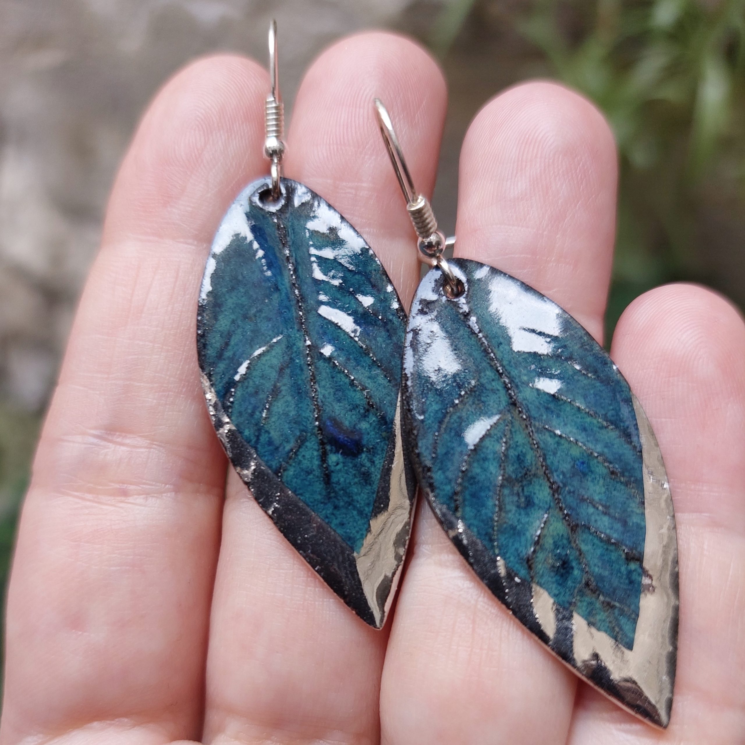 porcelain hanging earrings decorated with platinum no. 4 - Image 3