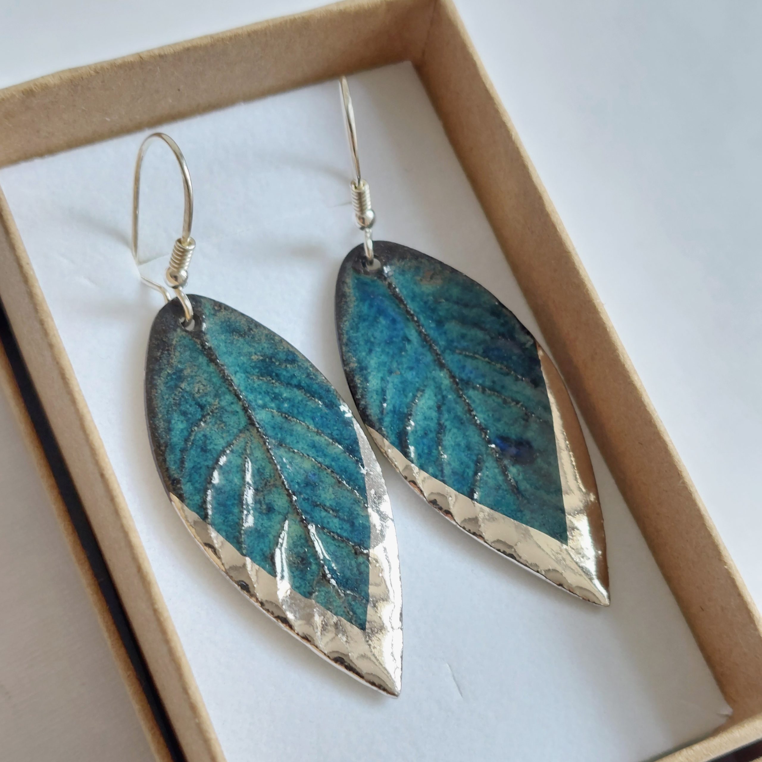 porcelain hanging earrings decorated with platinum no. 4 - Image 5