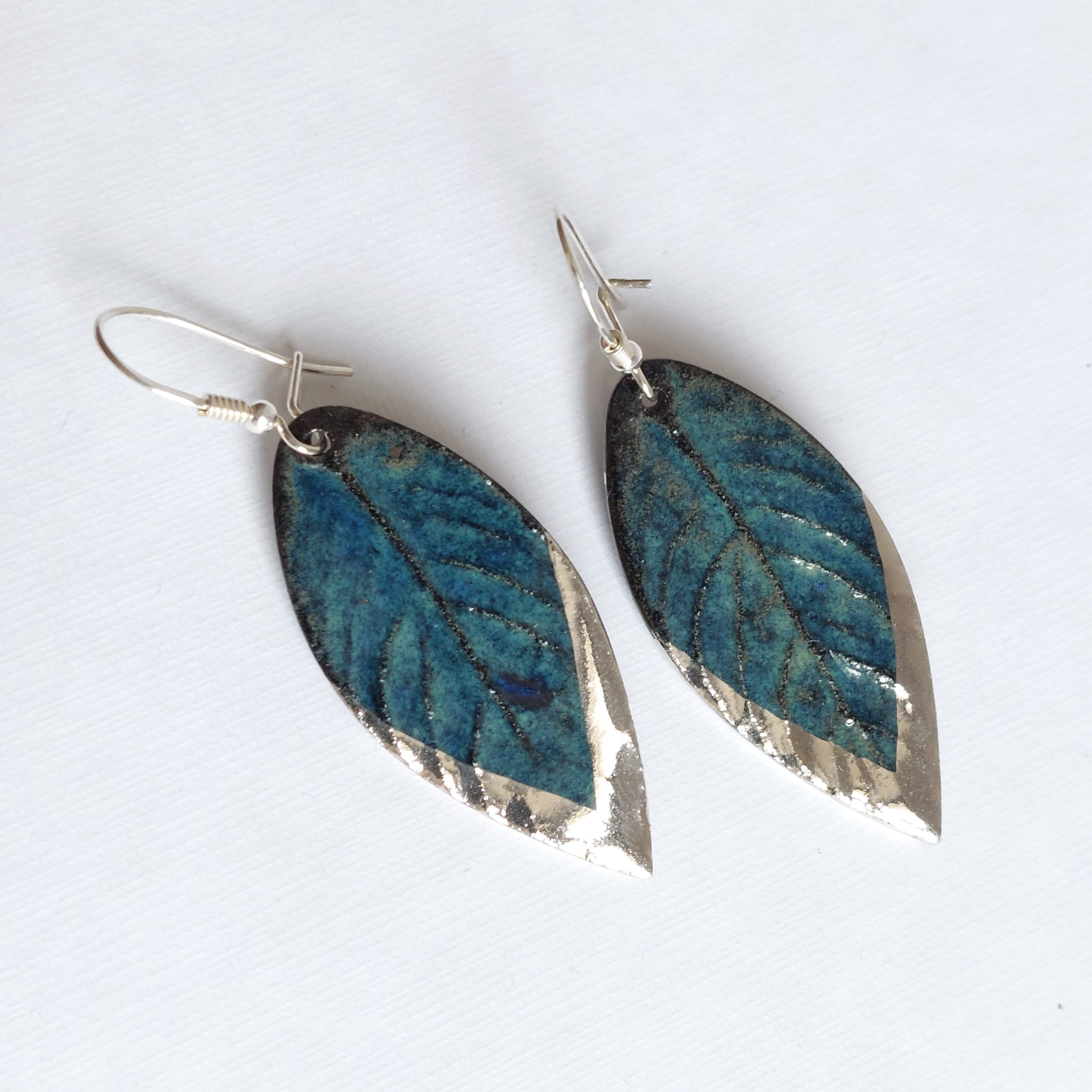 porcelain hanging earrings decorated with platinum no. 4 - Image 7