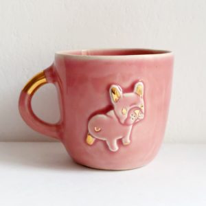 kubek ceramiczny pozłacany z buldogiem