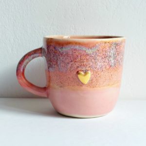 kubek ceramiczny pozłacany z sercem nr 2
