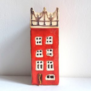 lantern tenement house red no. 2